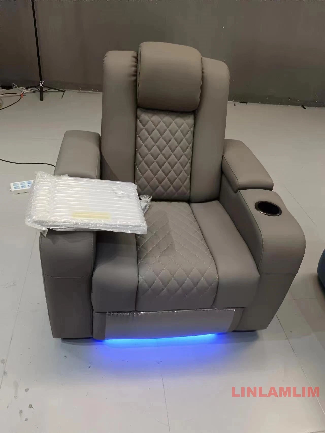 MANBAS Dual Motors Leather Sofa with Electric Recliners, Massage, Refrigeration Cup Holders, USB and Storages for Living Room